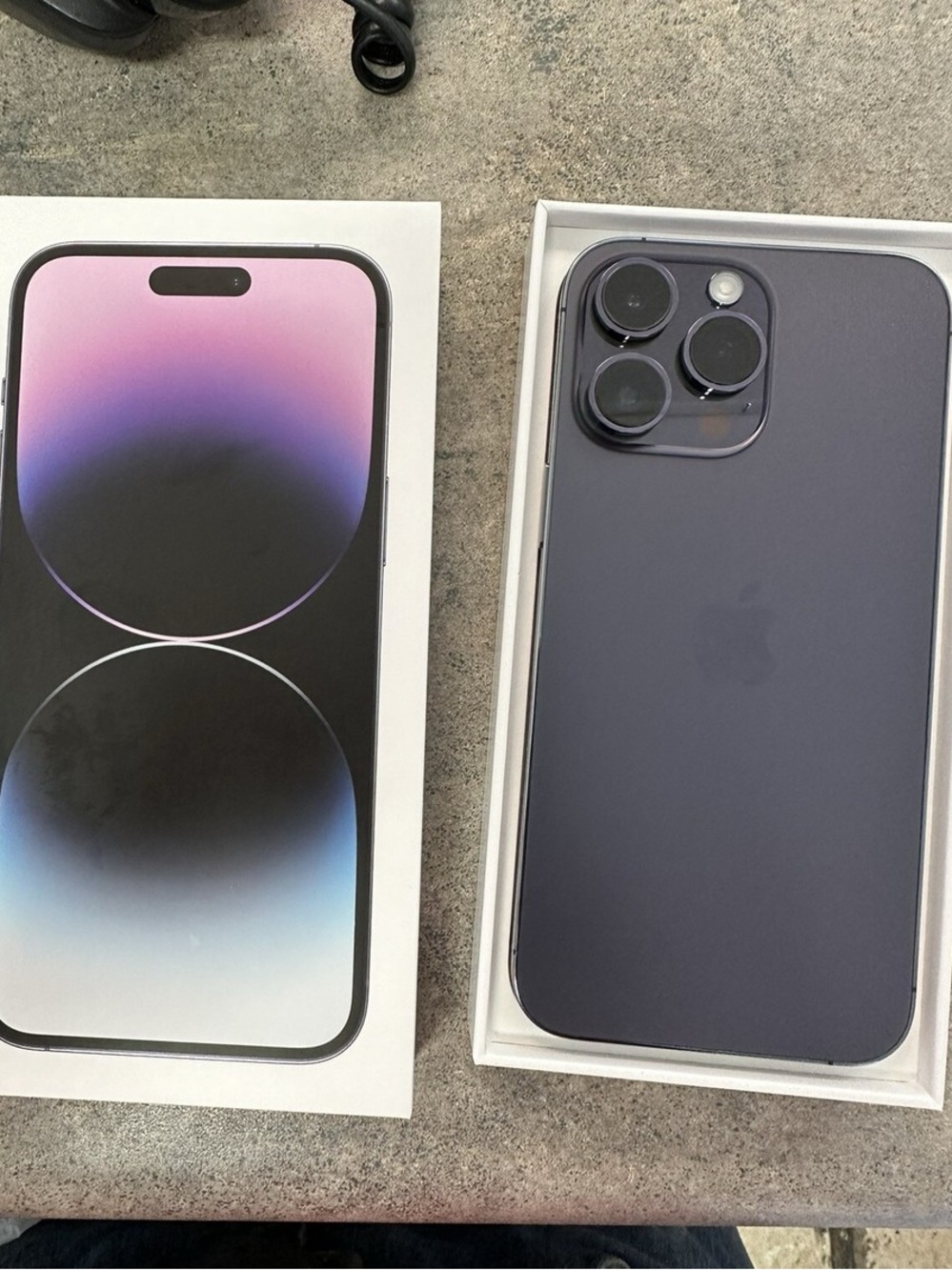 Apple iPhone 14 Pro Max - Deep Purple Finish